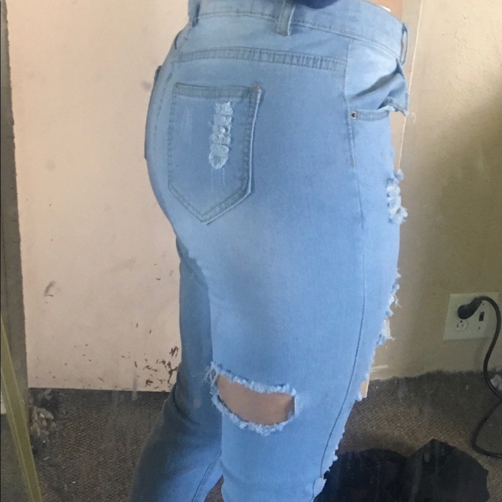Ripped Skinny jeans